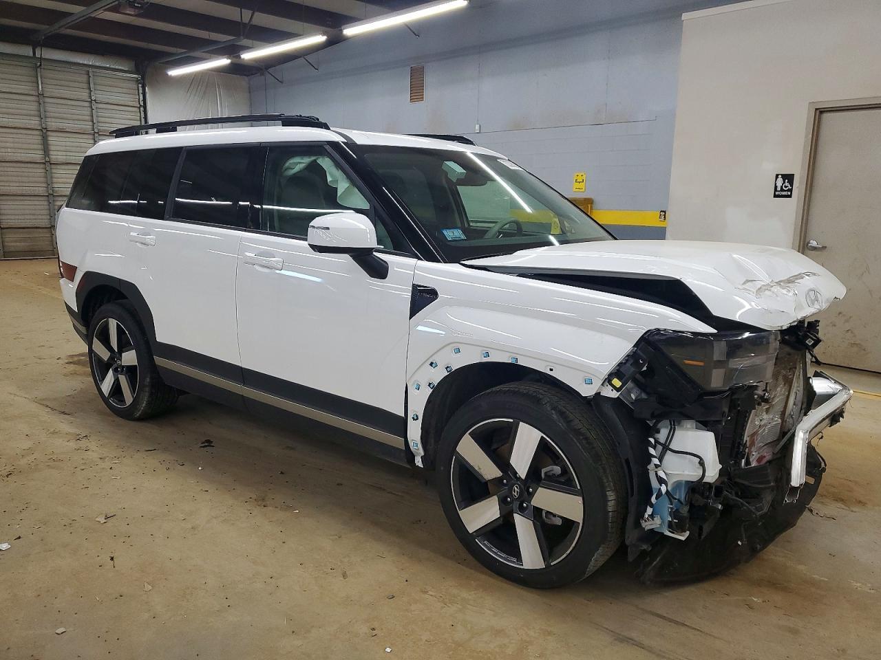 2025 Hyundai Santa fe VIN 5NMP3DG19SH067467 photo 4