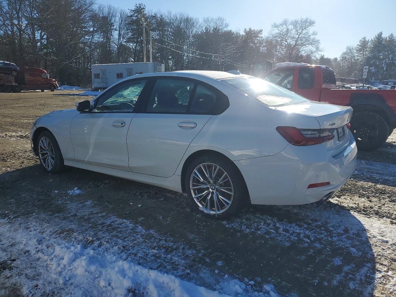 2023 BMW 3 series VIN 3MW89FF0XP8D41146 photo 2