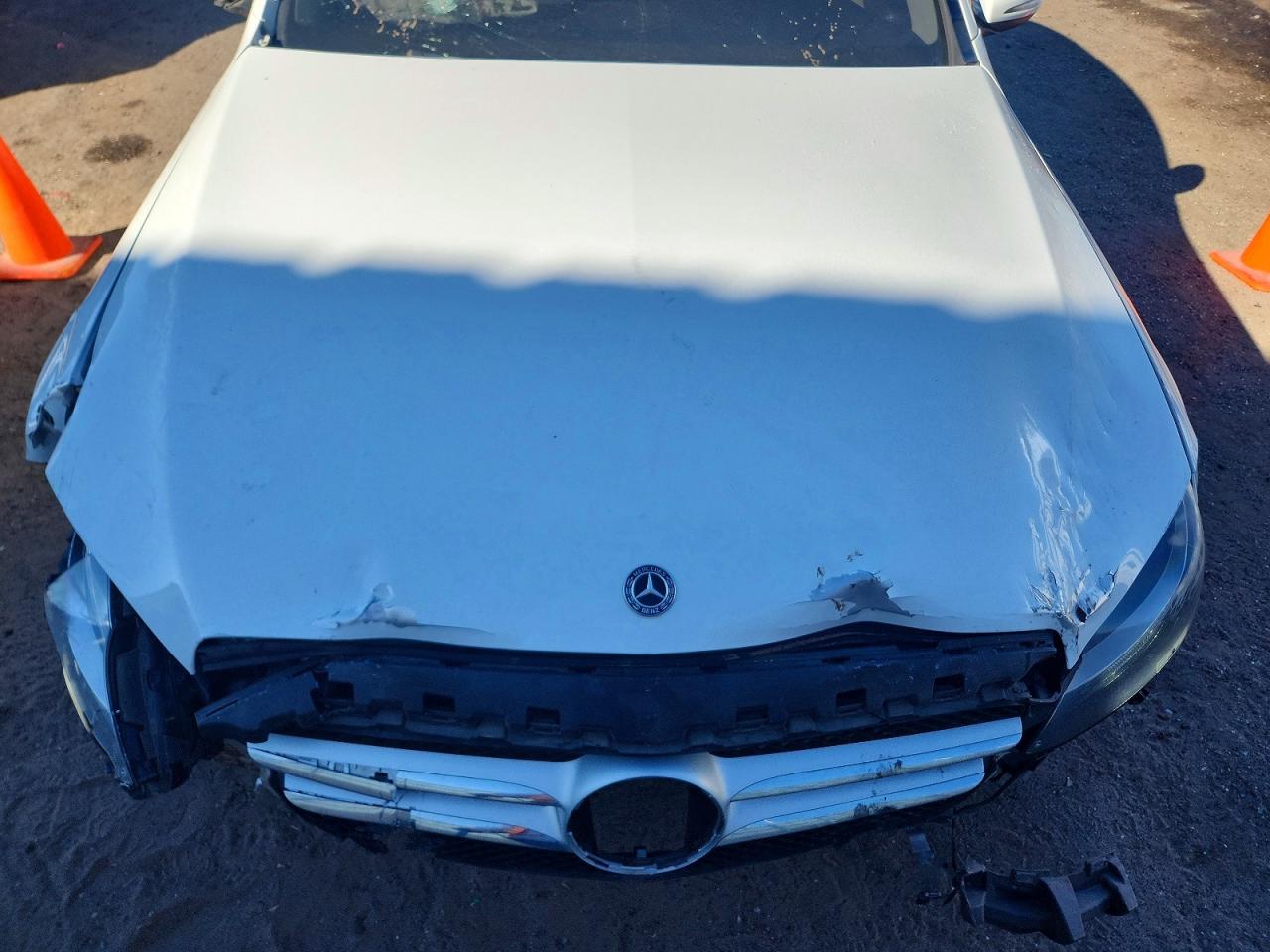2018 Mercedes-Benz C class VIN WDDWF4JB5JR421392 photo 11