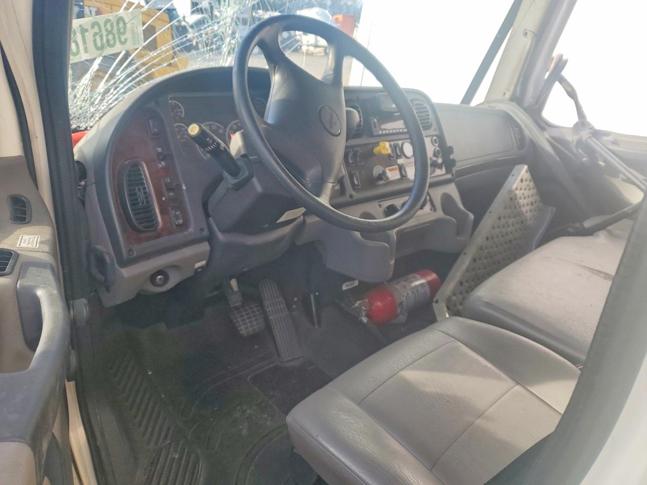 2023 FREIGHTLINER All other VIN 3ALACWFC8PDNT1596 photo 8