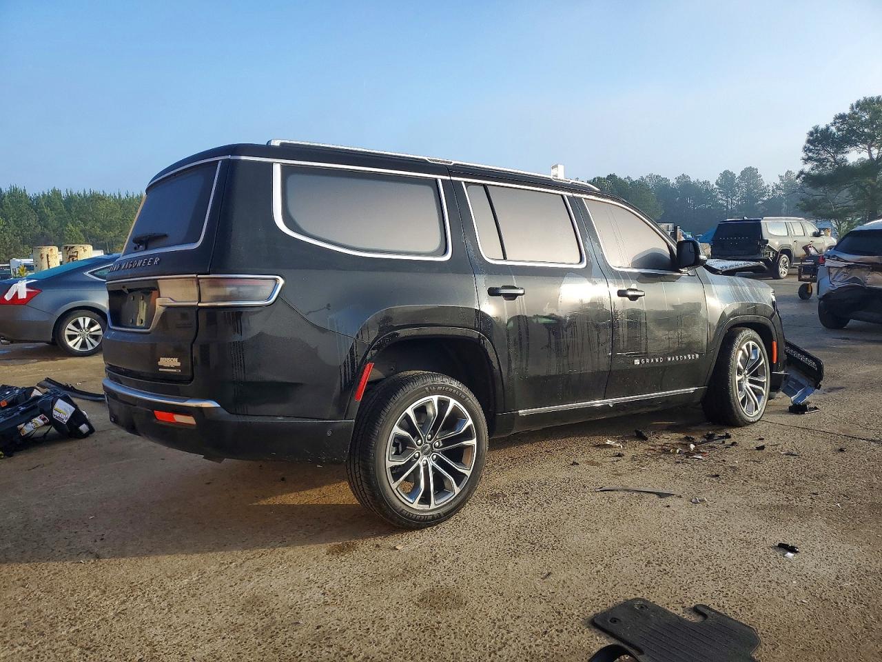 2023 Jeep Grand wago VIN 1C4SJVGP3PS504501 photo 3