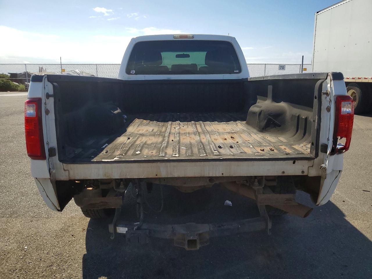 2016 Ford F250 VIN 1FTBF2A66GEB53002 photo 6