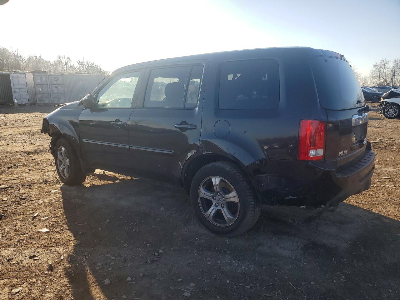 2013 Honda Pilot VIN 5FNYF4H79DB085213 photo 2