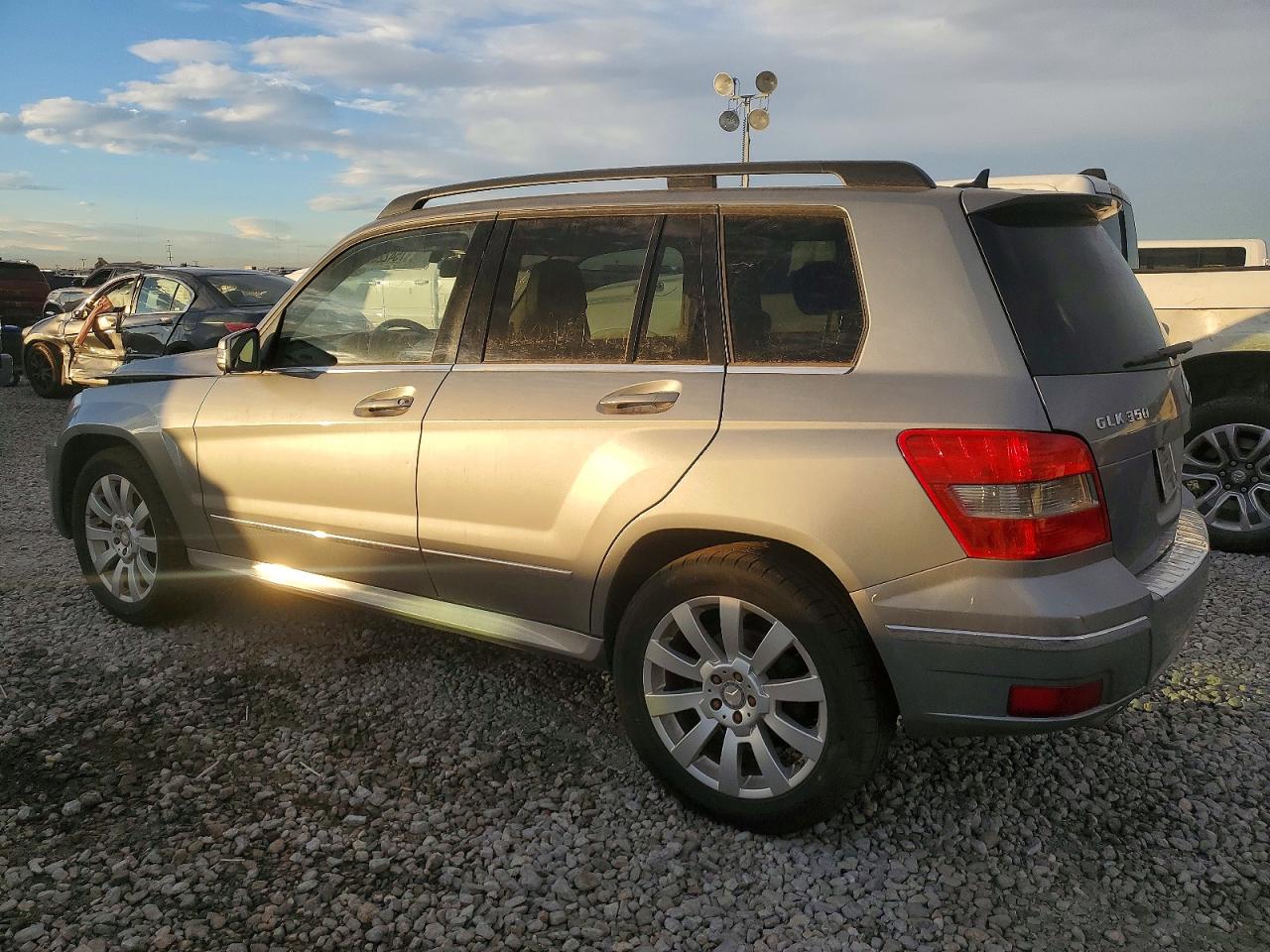2012 Mercedes-Benz Glk-class VIN WDCGG8HB9CF729432 photo 2