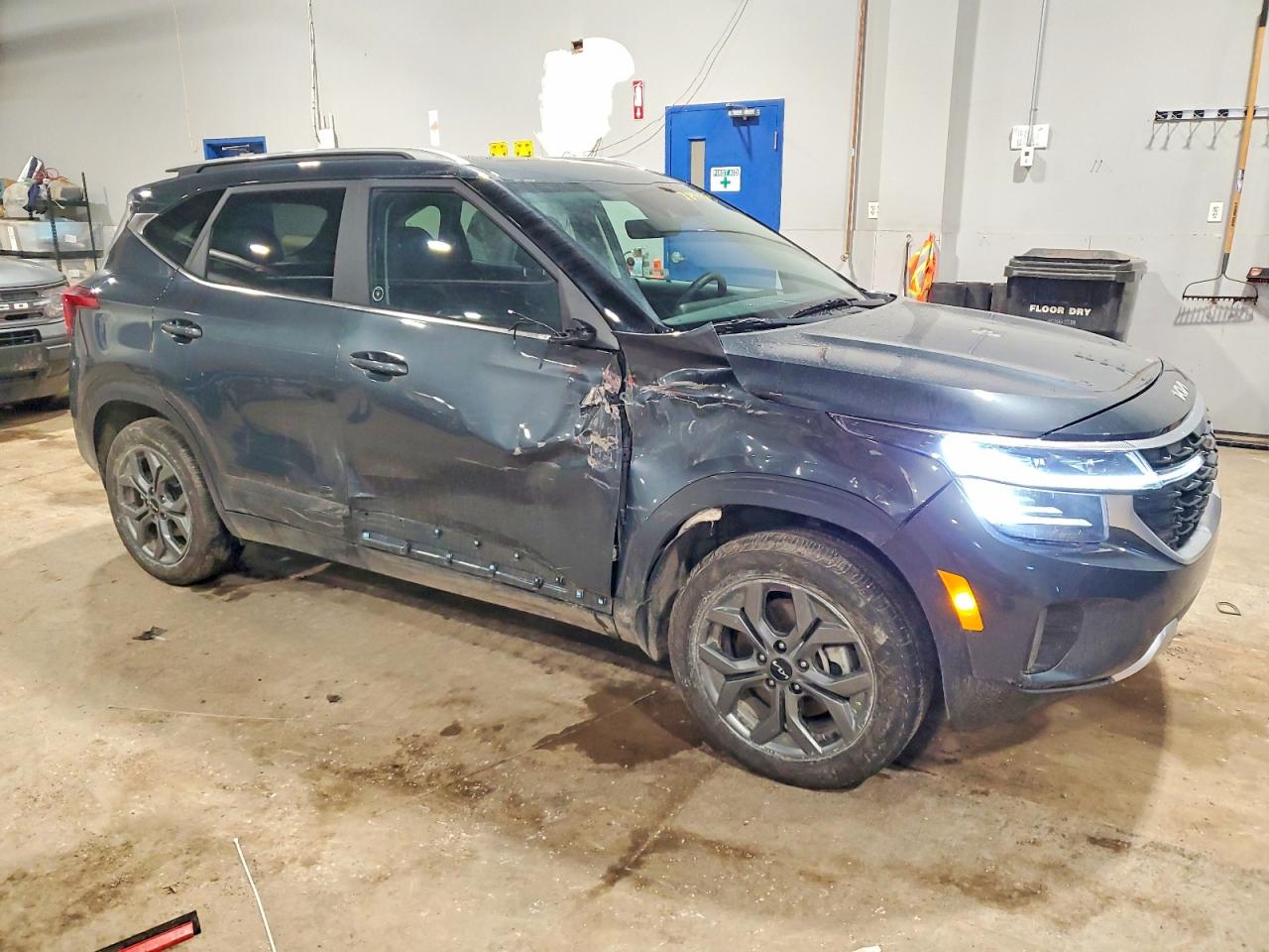 2025 Kia Seltos VIN KNDEUCAA5S7787671 photo 4