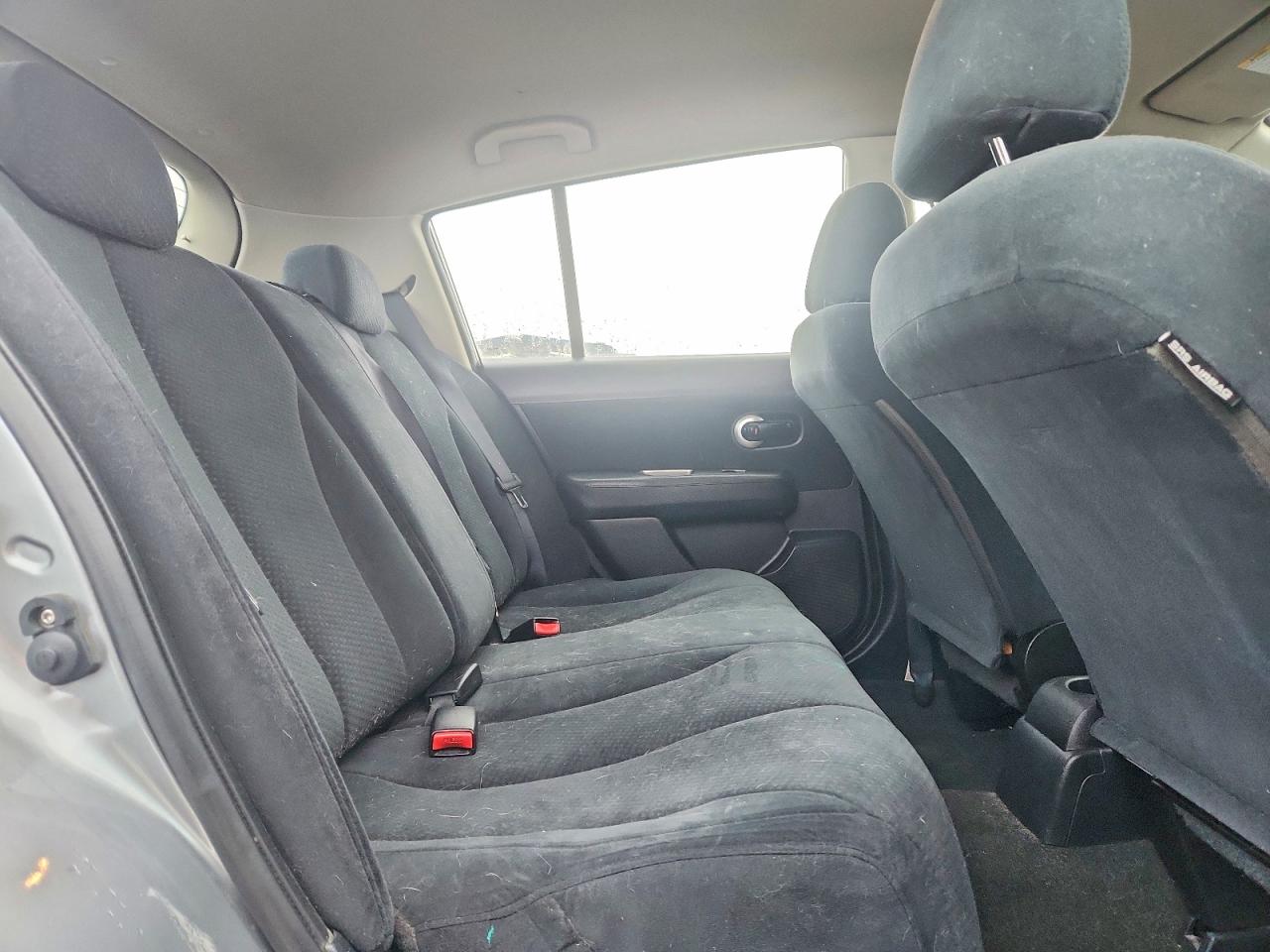 2010 NISS Versa VIN 3N1BC1CP9AL365041 photo 10