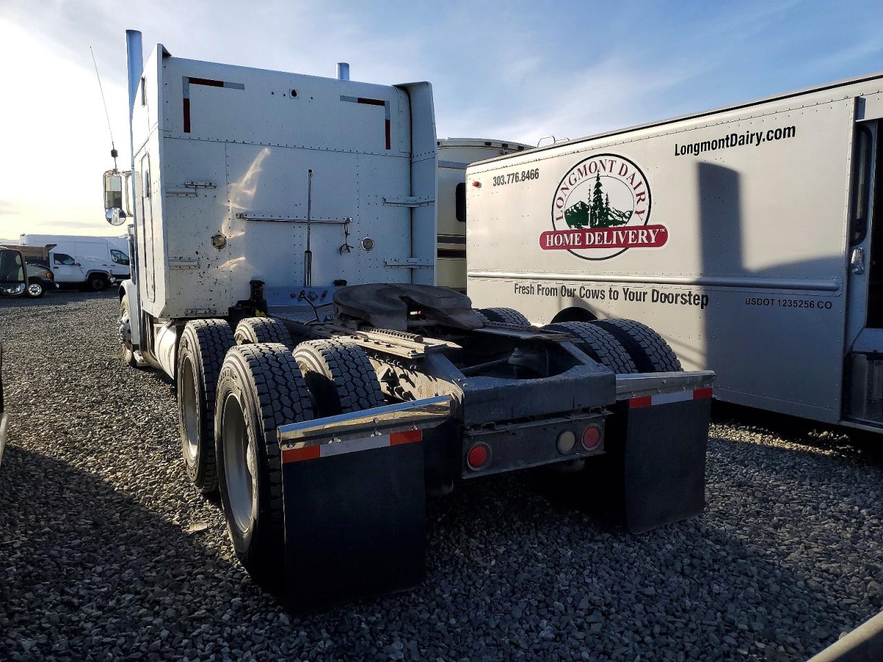 2005 PETERBILT All models VIN 1XP5DB9X65N856840 photo 3