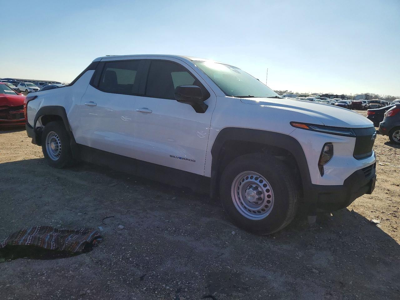 2024 Chevrolet All models VIN 1GC10UED4RU202093 photo 4