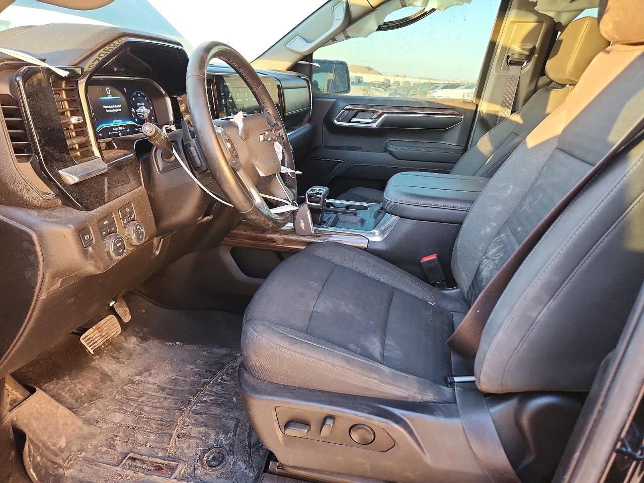 2023 Chevrolet All models VIN 1GCUDEE84PZ227490 photo 7