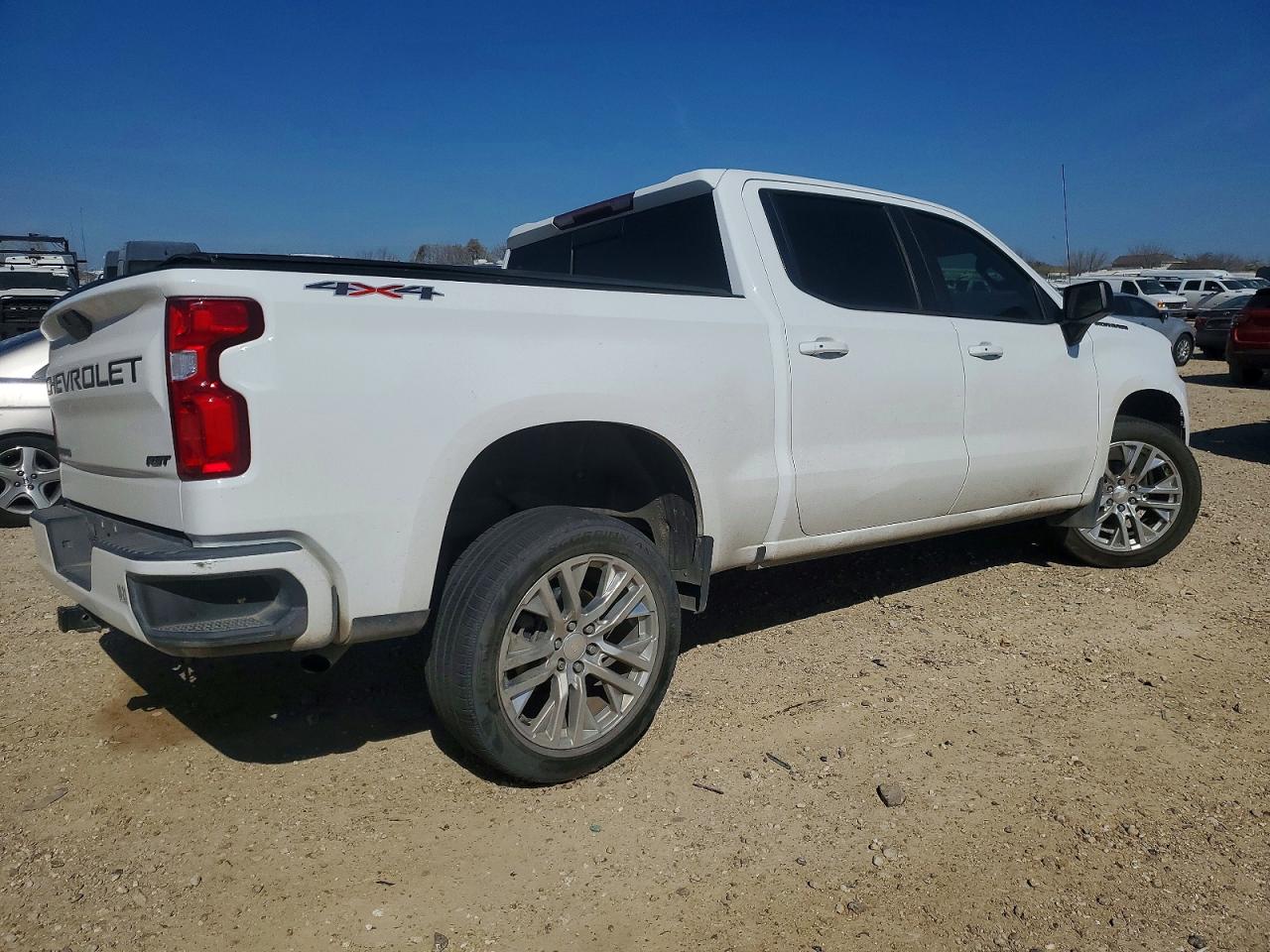 2019 Chevrolet All models VIN 3GCUYEED2KG245691 photo 3