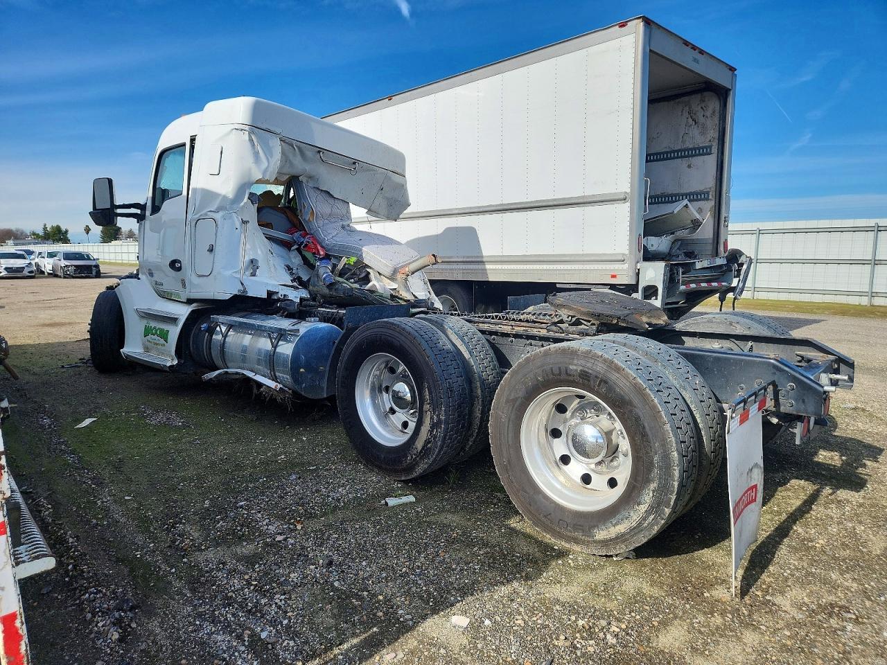 2019 KENWORTH All models VIN 1XKYDP9X5KJ242686 photo 3