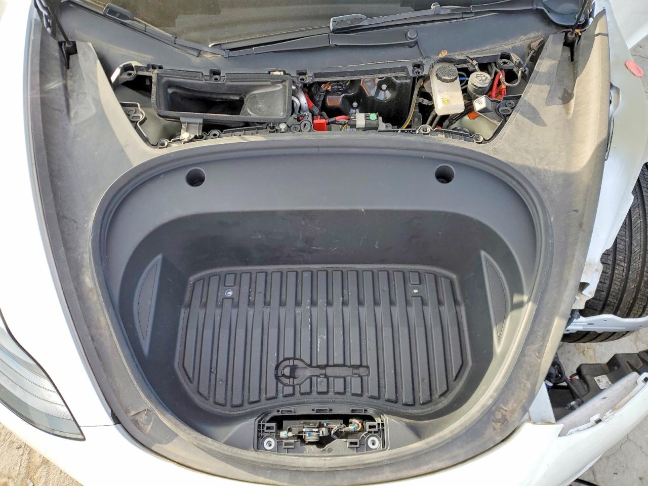 2023 Tesla Model 3 VIN 5YJ3E1EAXPF586790 photo 11
