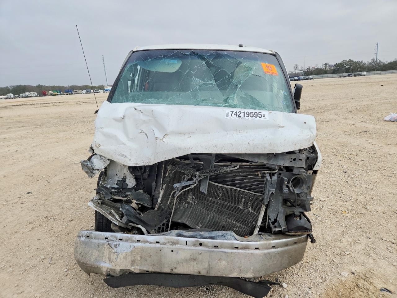 2014 CHEVROLET Express VIN 1GCWGFCA8E1914088 photo 5