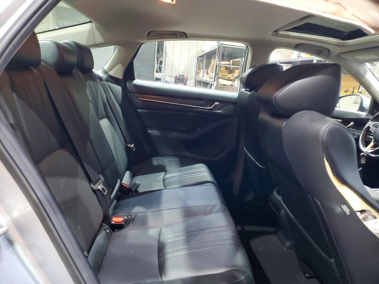 2018 HONDA Accord VIN 1HGCV2F95JA043455 photo 10