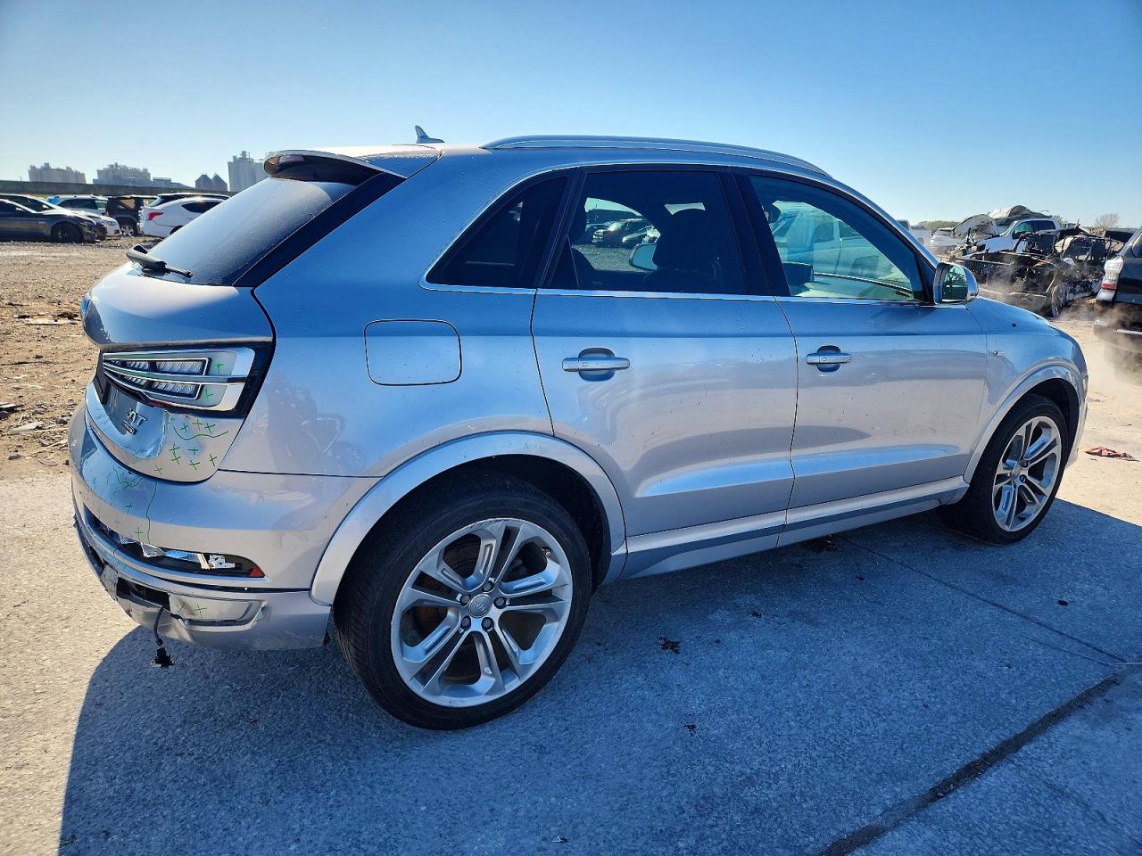 2016 AUDI Q3 VIN WA1GFCFS0GR005531 photo 3
