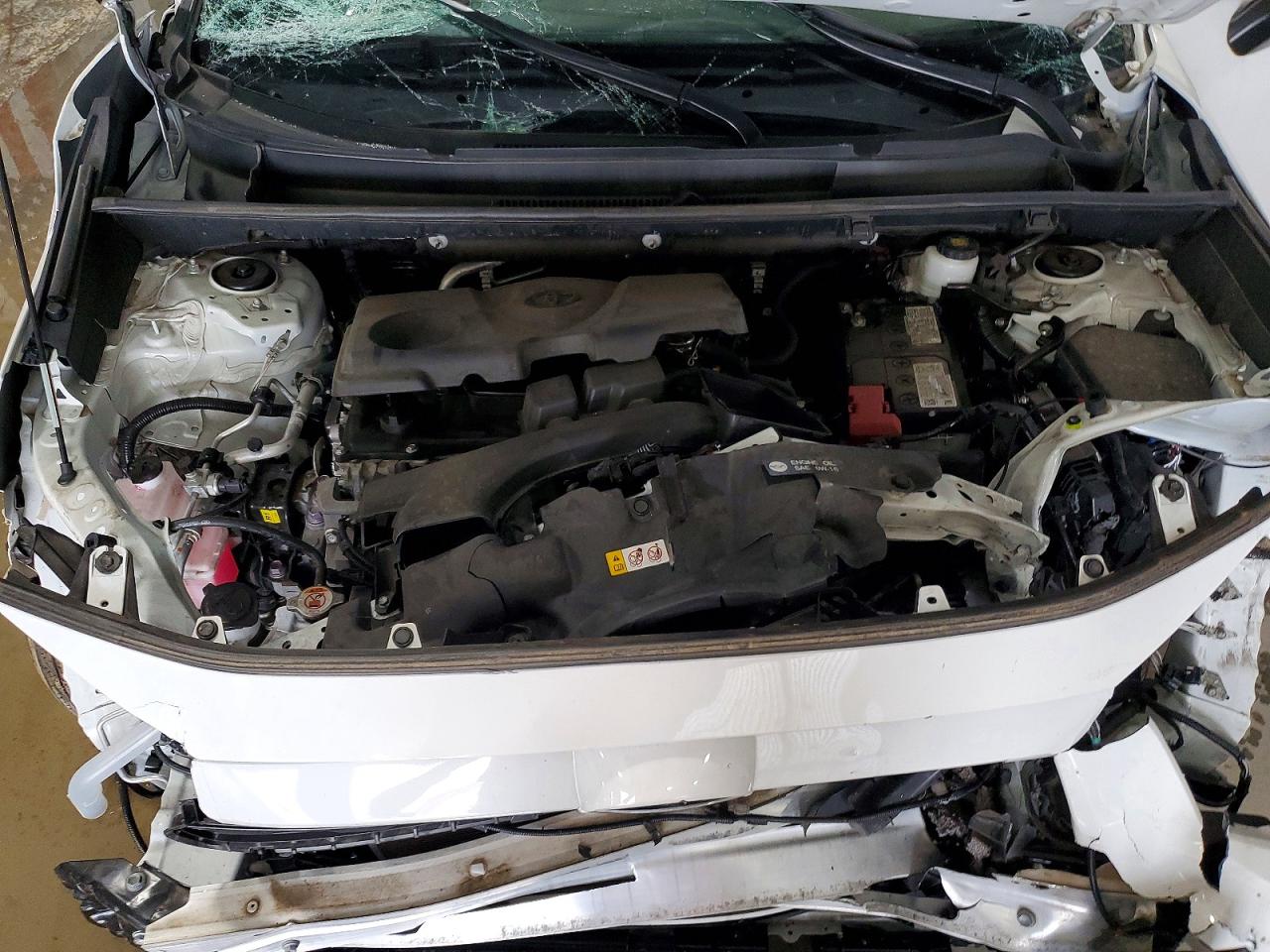 2024 Toyota Rav4 VIN 2T3P1RFV4RC395930 photo 11