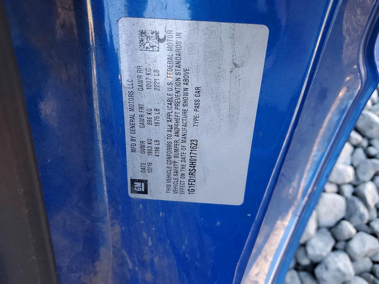 2017 Chevrolet Camaro VIN 1G1FD1RS4H0171623 photo 12