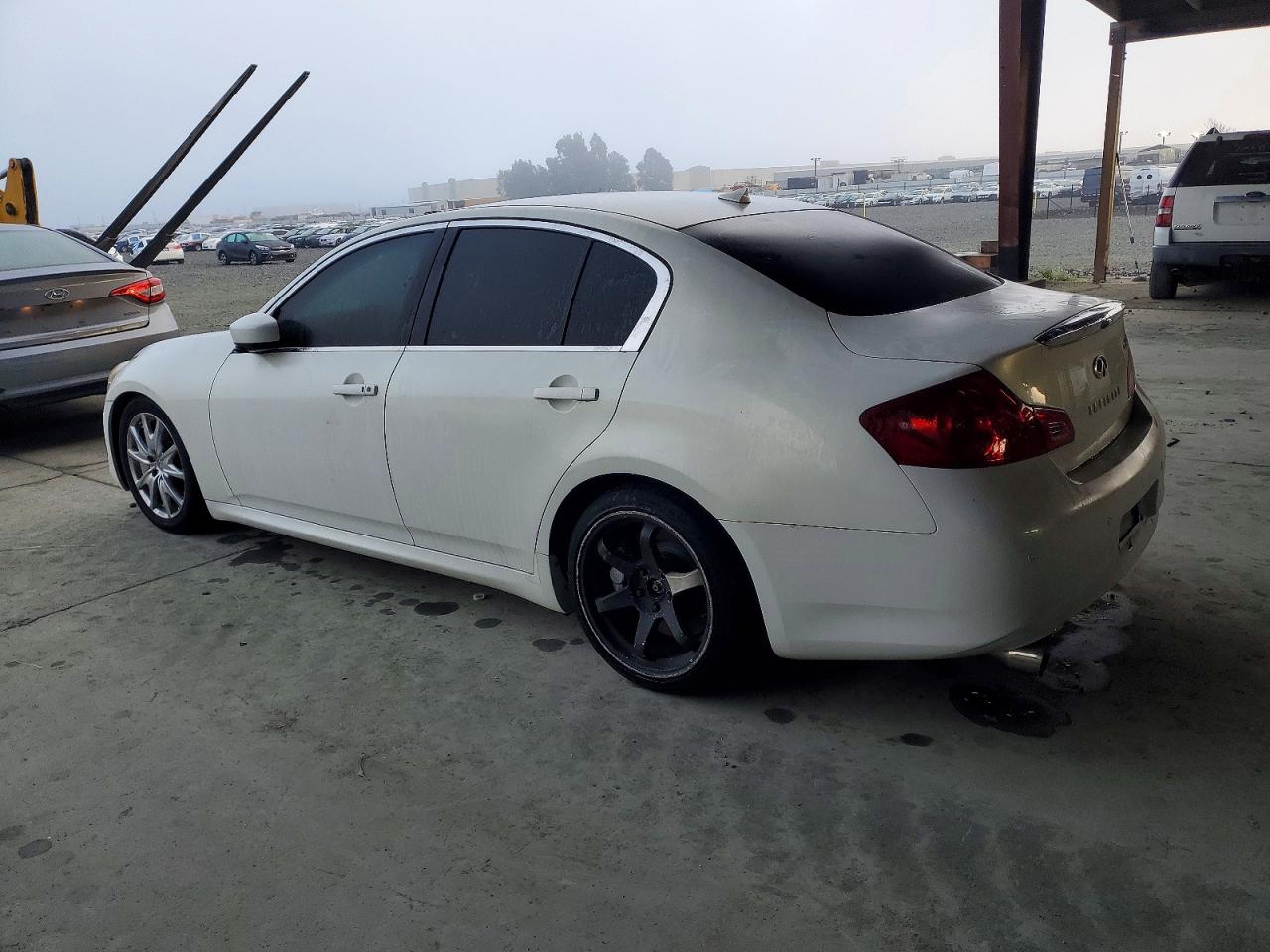 2012 Infiniti G37 VIN JN1CV6AP3CM621259 photo 2