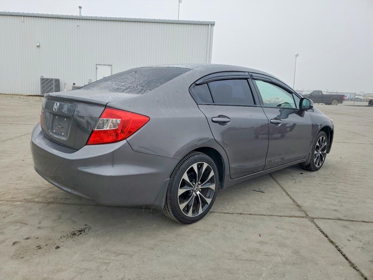 2012 Honda Civic VIN 2HGFB2F54CH584357 photo 3
