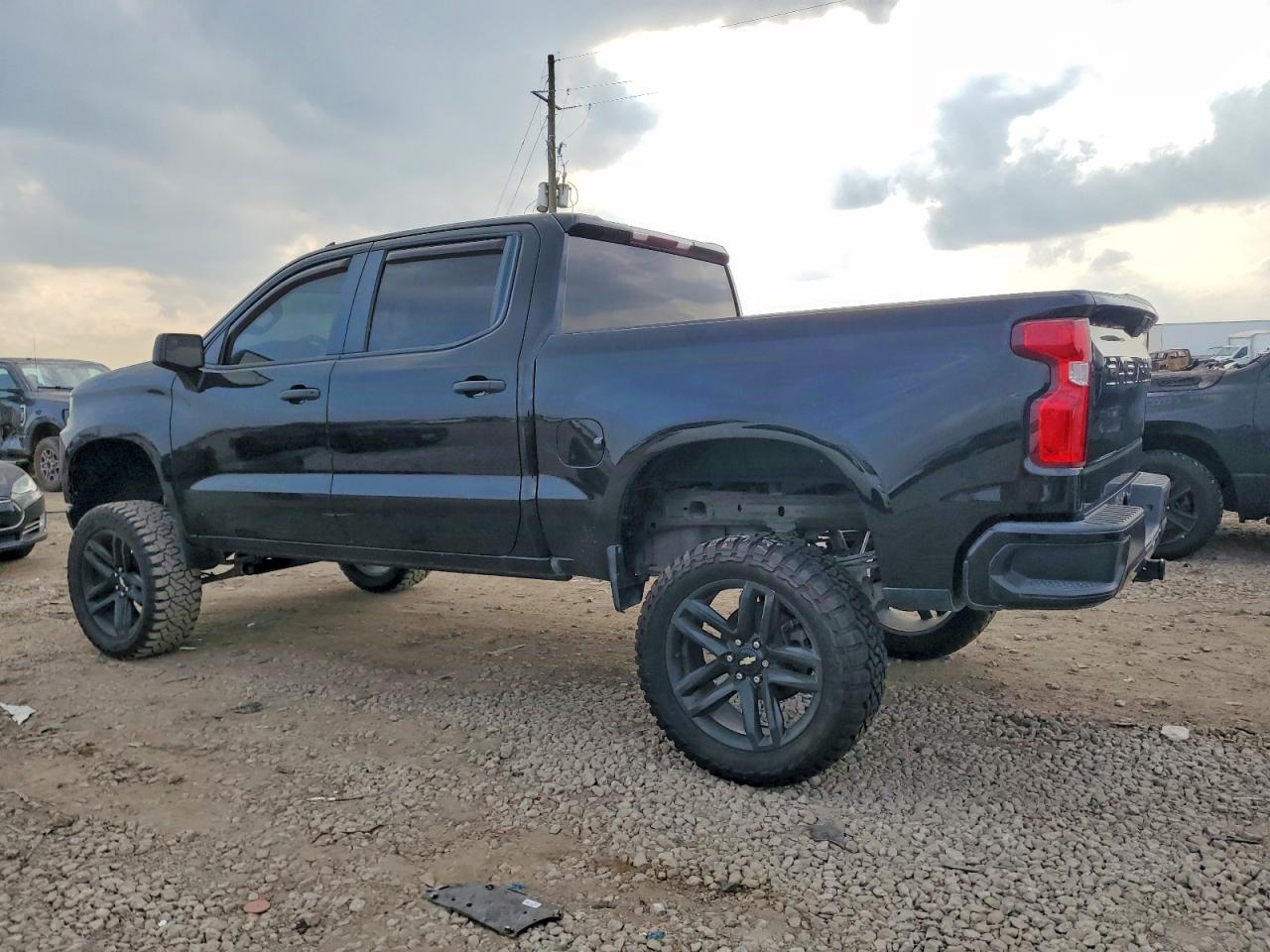 2020 Chevrolet All models VIN 3GCPWBEK0LG364311 photo 2