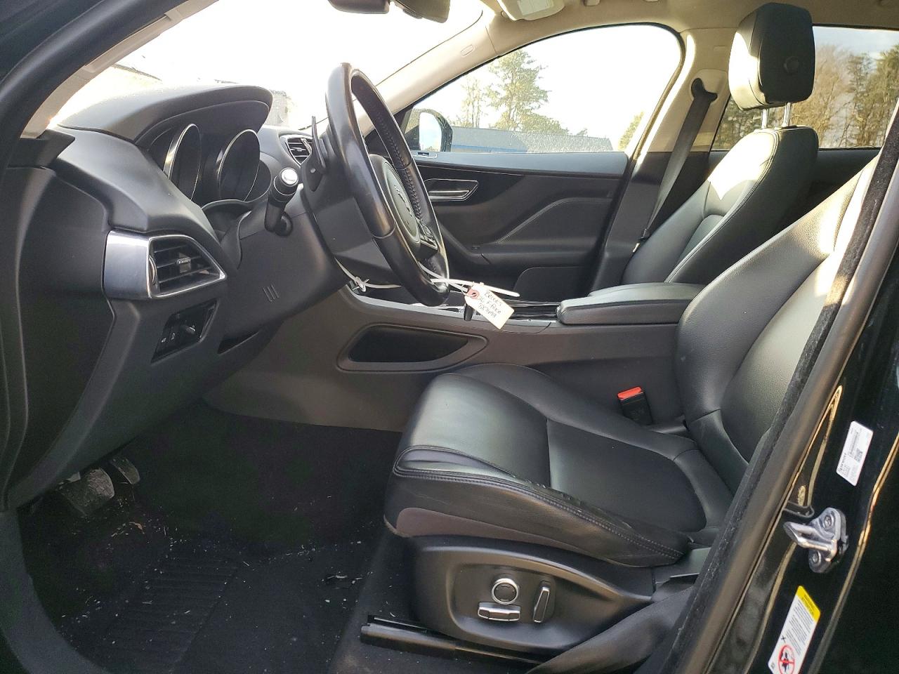 2020 Jaguar F-pace VIN SADCJ2FX3LA625036 photo 7