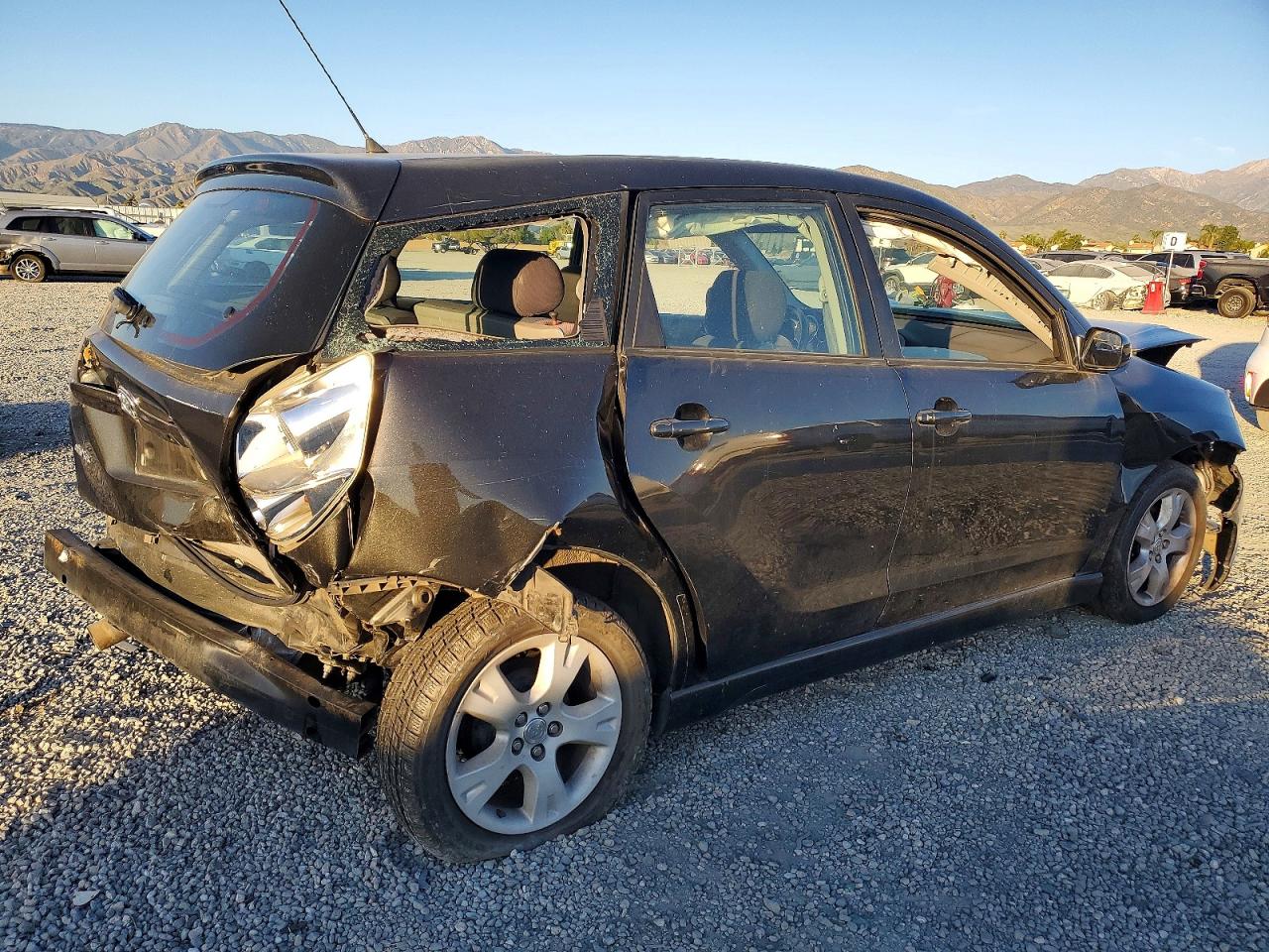 2006 Toyota Matrix VIN 2T1LR30E26C551299 photo 3
