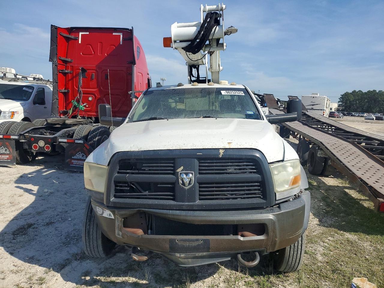 2012 Dodge All models VIN 3C7WDKAL6CG109746 photo 5
