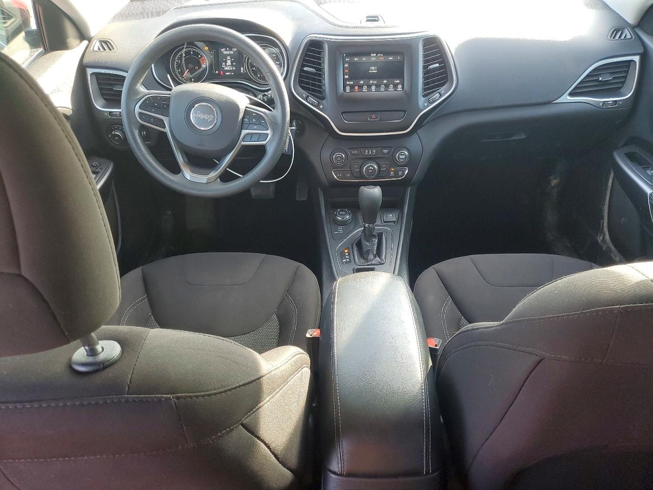 2019 Jeep Grand cher VIN 1C4PJMCBXKD137264 photo 8