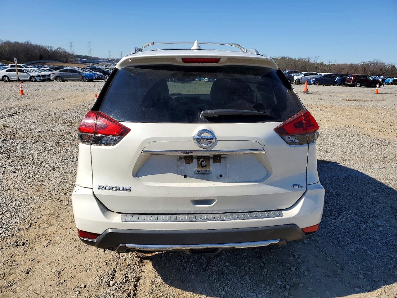 2017 Nissan Rogue VIN JN8AT2MT1HW391359 photo 6