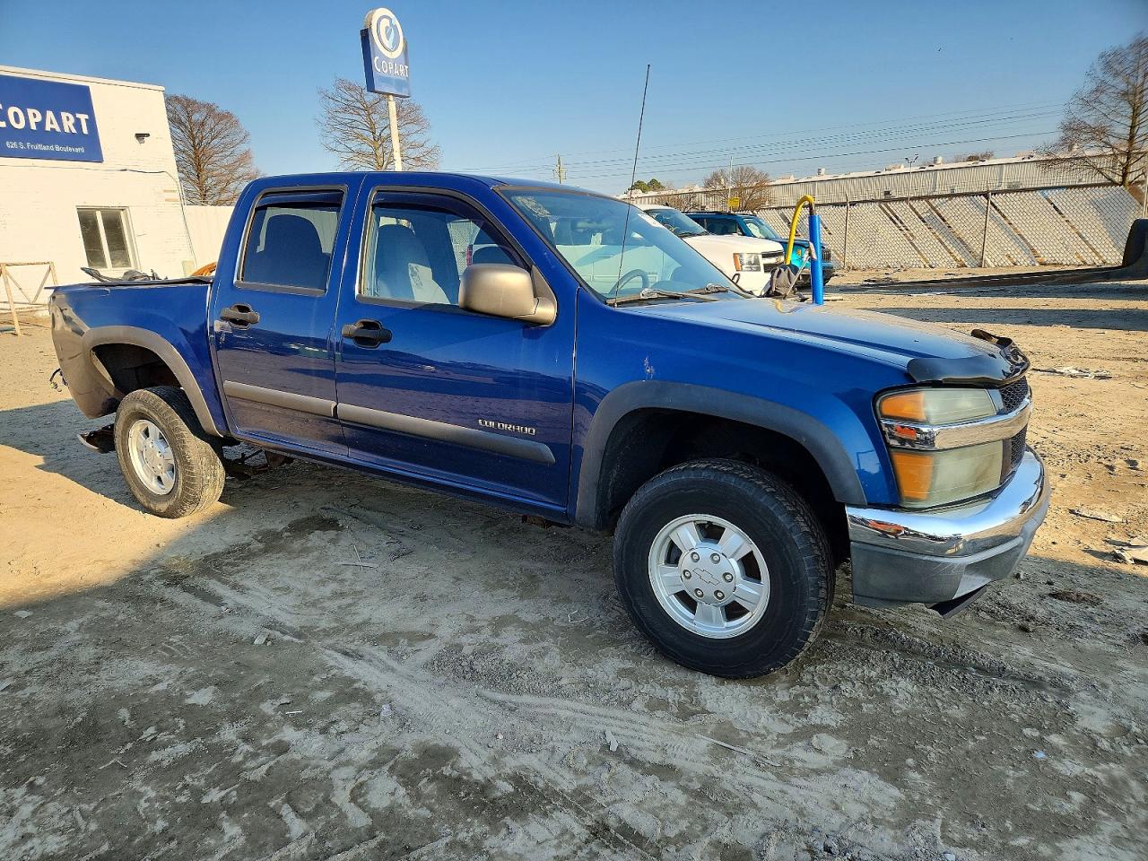 2005 Chev Colorado VIN 1GCDT136358220448 photo 4