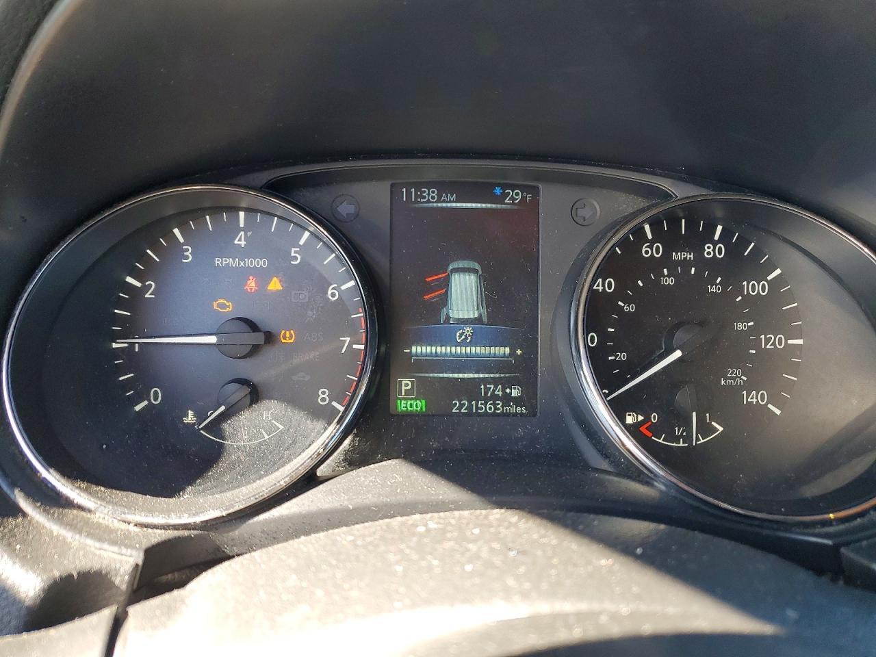 2017 Nissan Rogue VIN JN8AT2MT1HW391359 photo 9