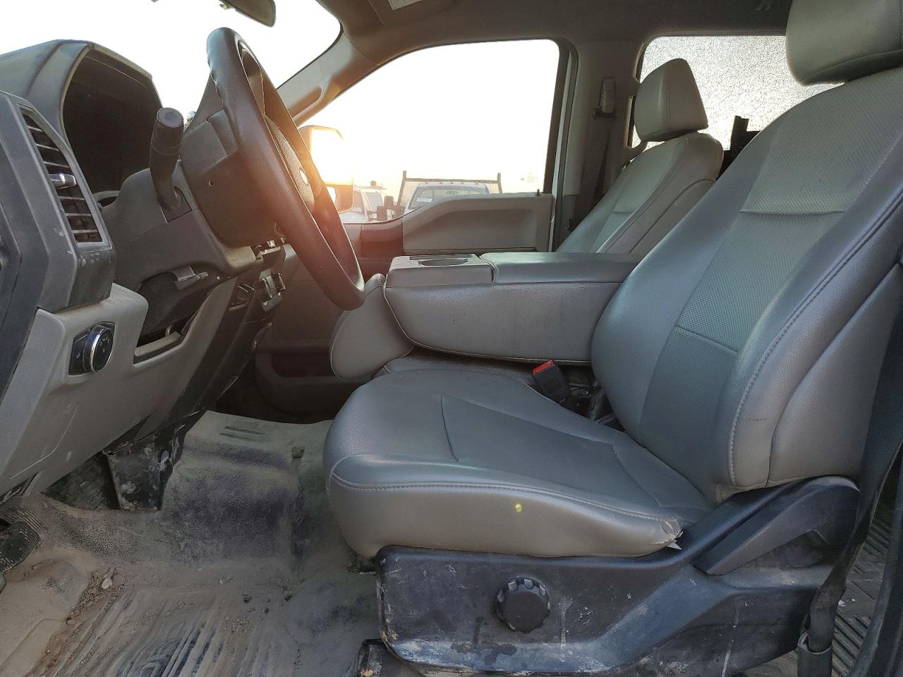 2021 Ford F350 VIN 1FD8W3GT5MED98832 photo 7