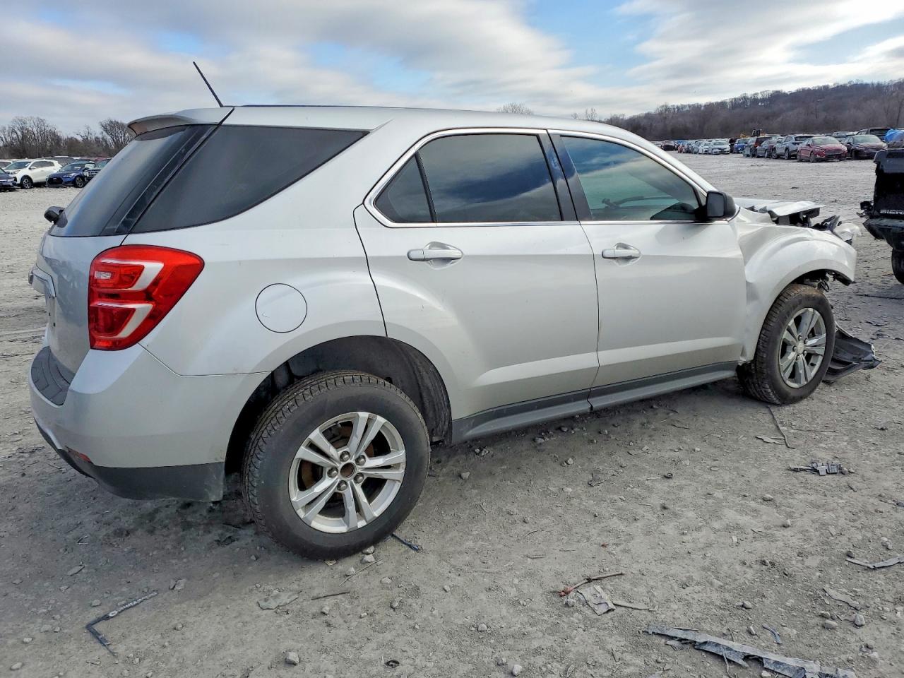 2017 Chevrolet Equinox VIN 2GNALBEK6H1504898 photo 3