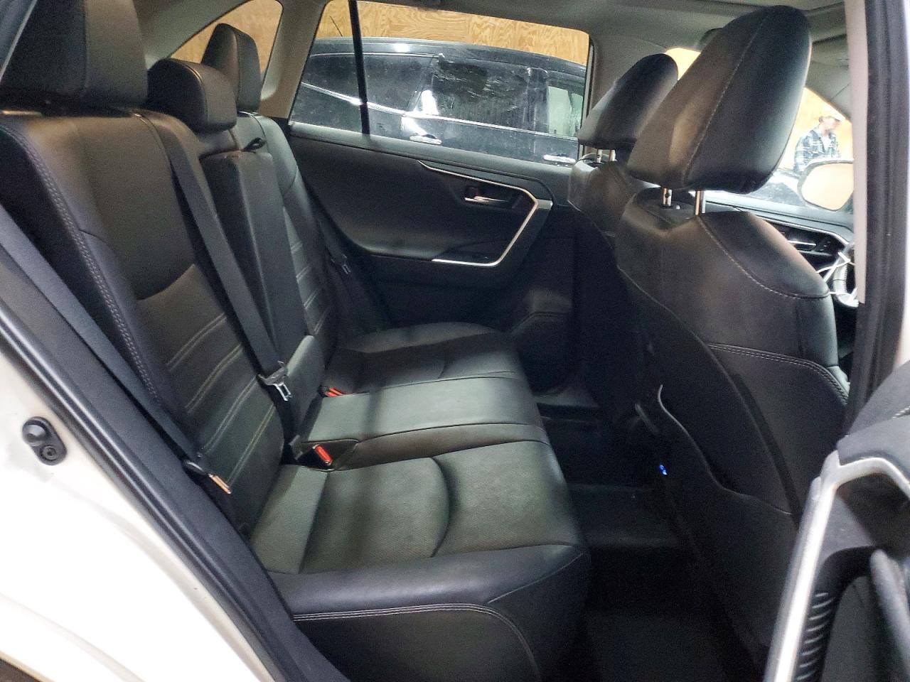 2022 Toyota Rav4 VIN 2T3N1RFVXNW291958 photo 11