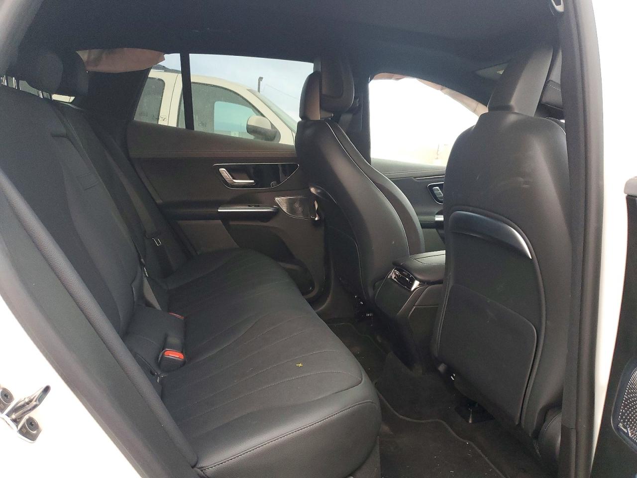 2024 MERCEDES Eqe suv 35 VIN 4JGGM2BB4RA043871 photo 11