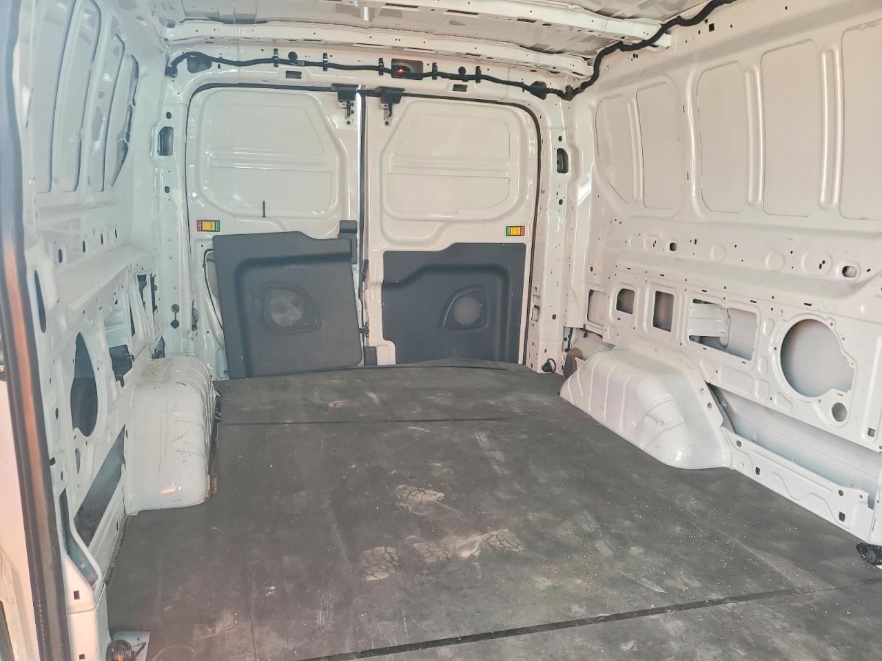 2025 Ford Transit VIN 1FTBR1Y89SKA07406 photo 10