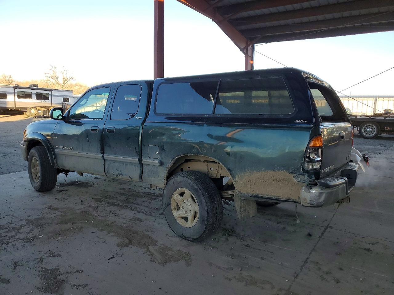 2000 TOYOTA Tundra VIN 5TBBT4416YS114550 photo 2