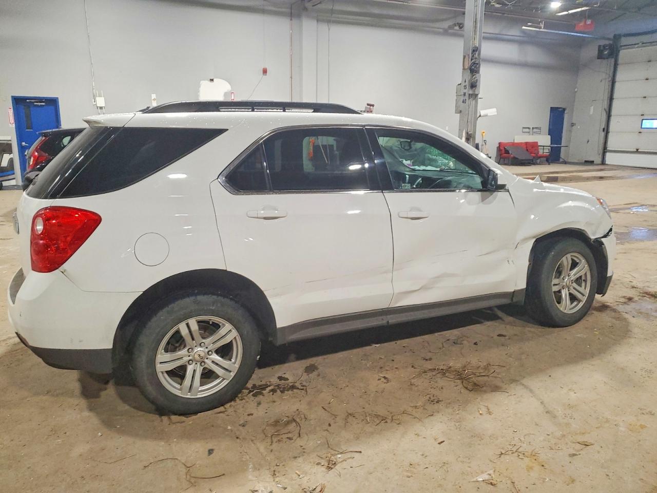 2014 Chevrolet Equinox VIN 2GNALBEK4E6277273 photo 3