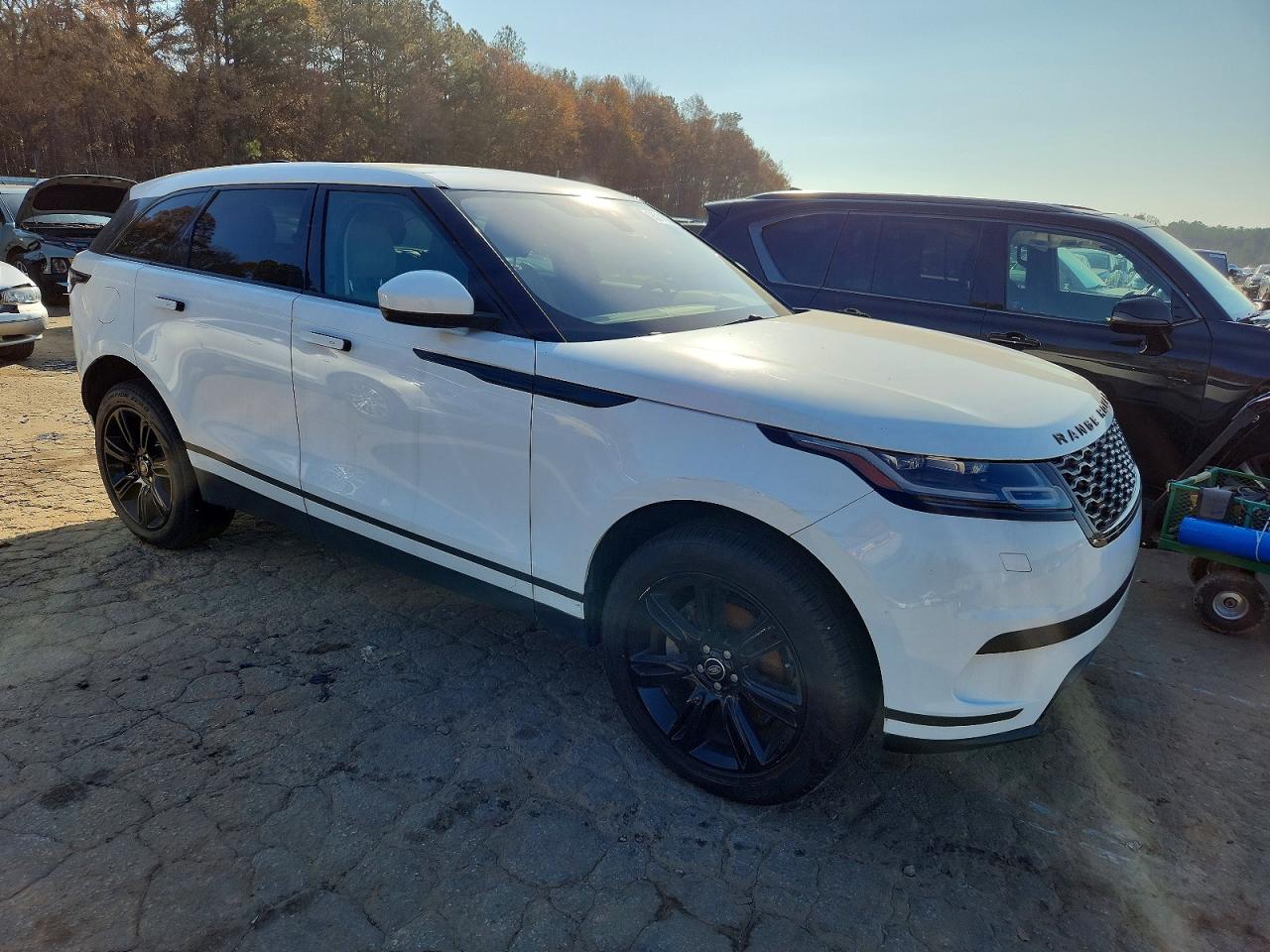 2018 Land Rangerover VIN SALYB2RN9JA735104 photo 4