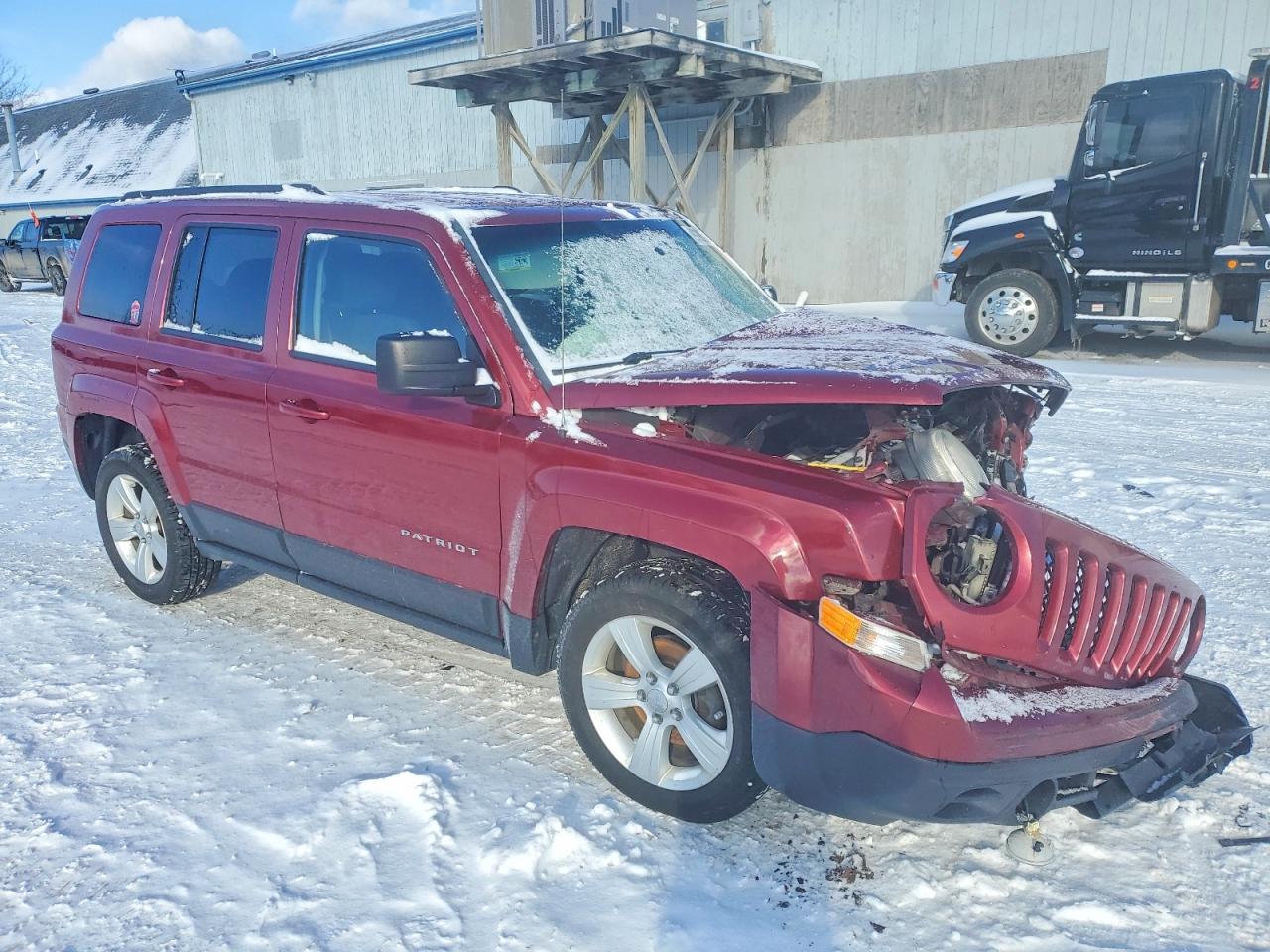 2013 Jeep Patriot VIN 1C4NJPFA4DD116537 photo 4