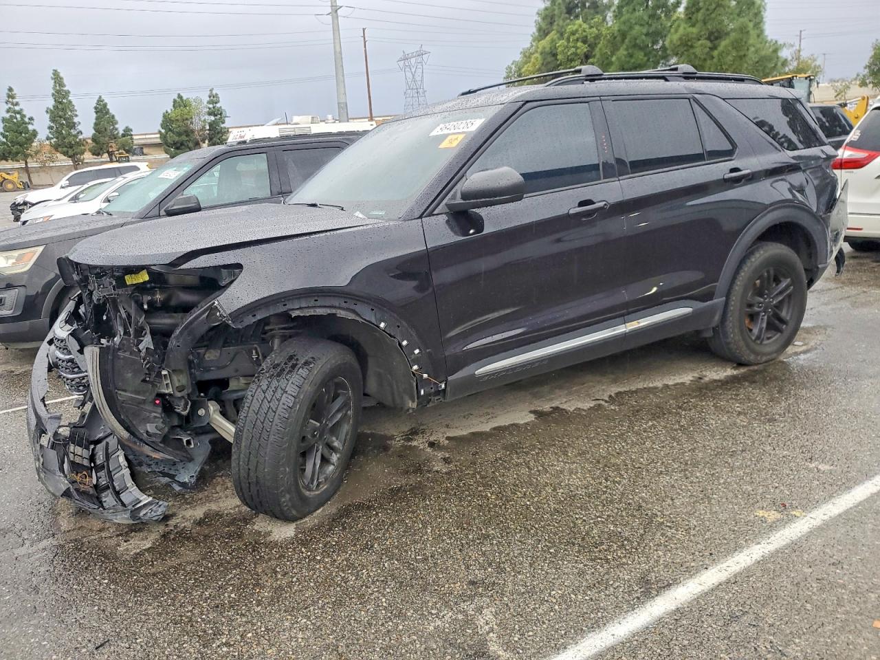 2024 Ford Explorer VIN 1FMSK8DH2RGA05606 photo 1