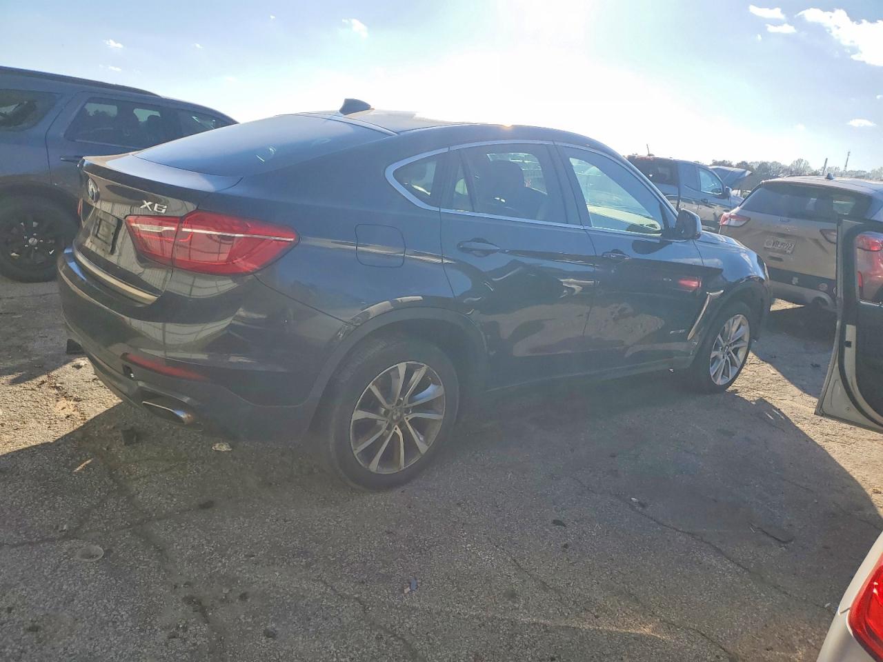 2019 BMW X6 VIN 5UXKU0C55K0S97708 photo 3