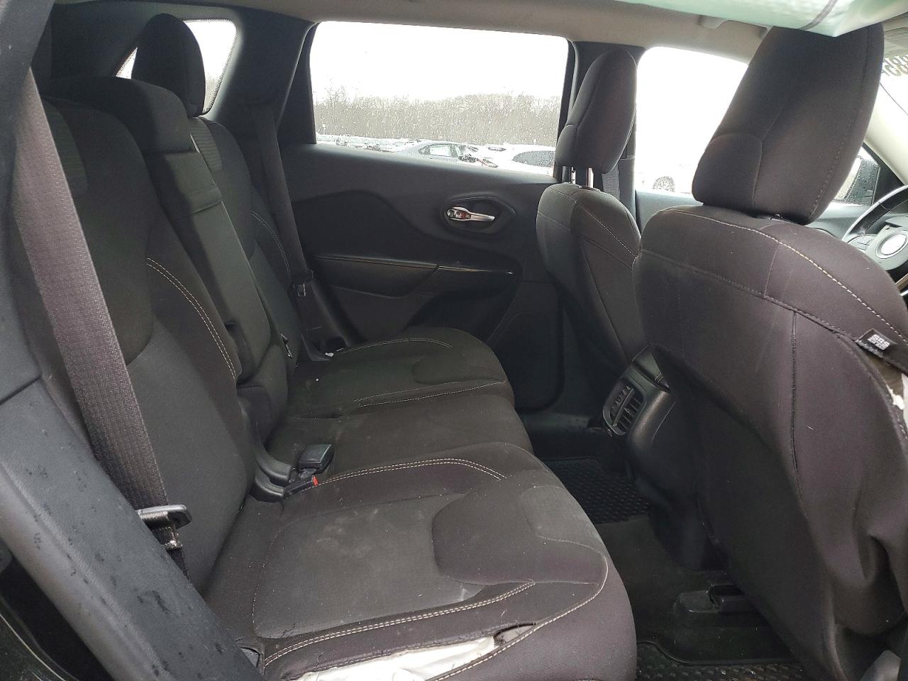 2016 Jeep Grand cher VIN 1C4PJMCB5GW156588 photo 11
