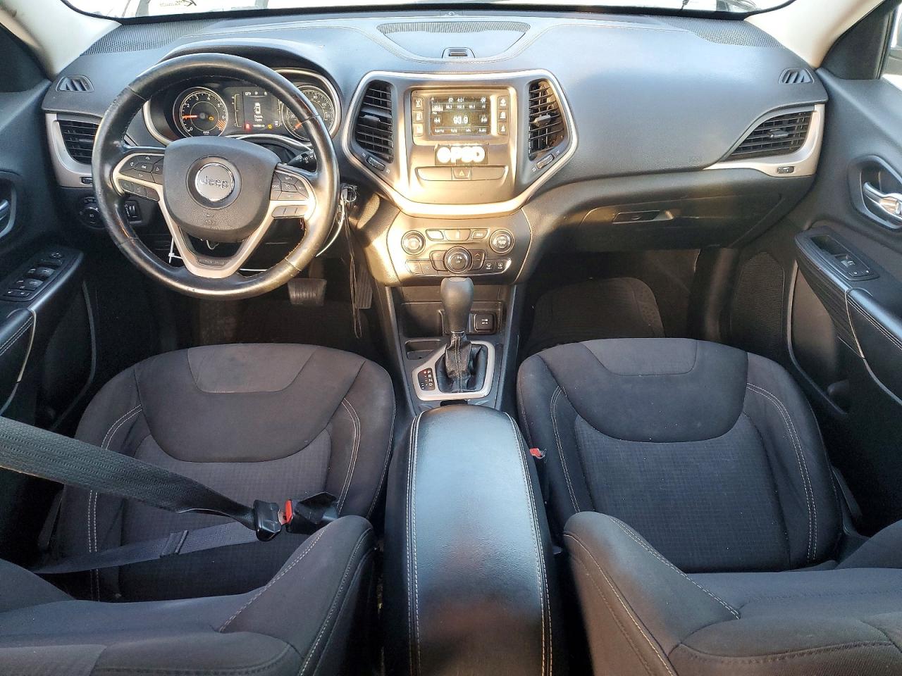 2015 Jeep Grand cher VIN 1C4PJLLB6KD454615 photo 8