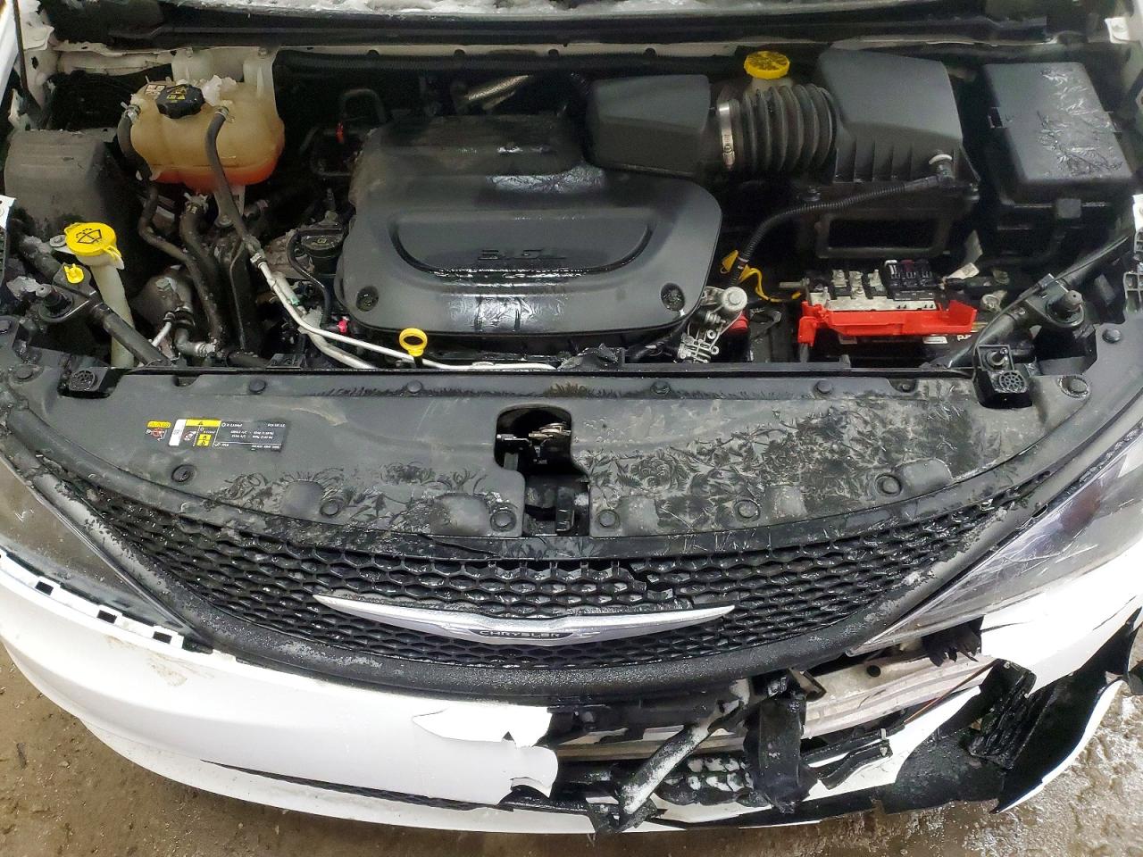 2022 Chrysler Minivan VIN 2C4RC1CG3NR103424 photo 12
