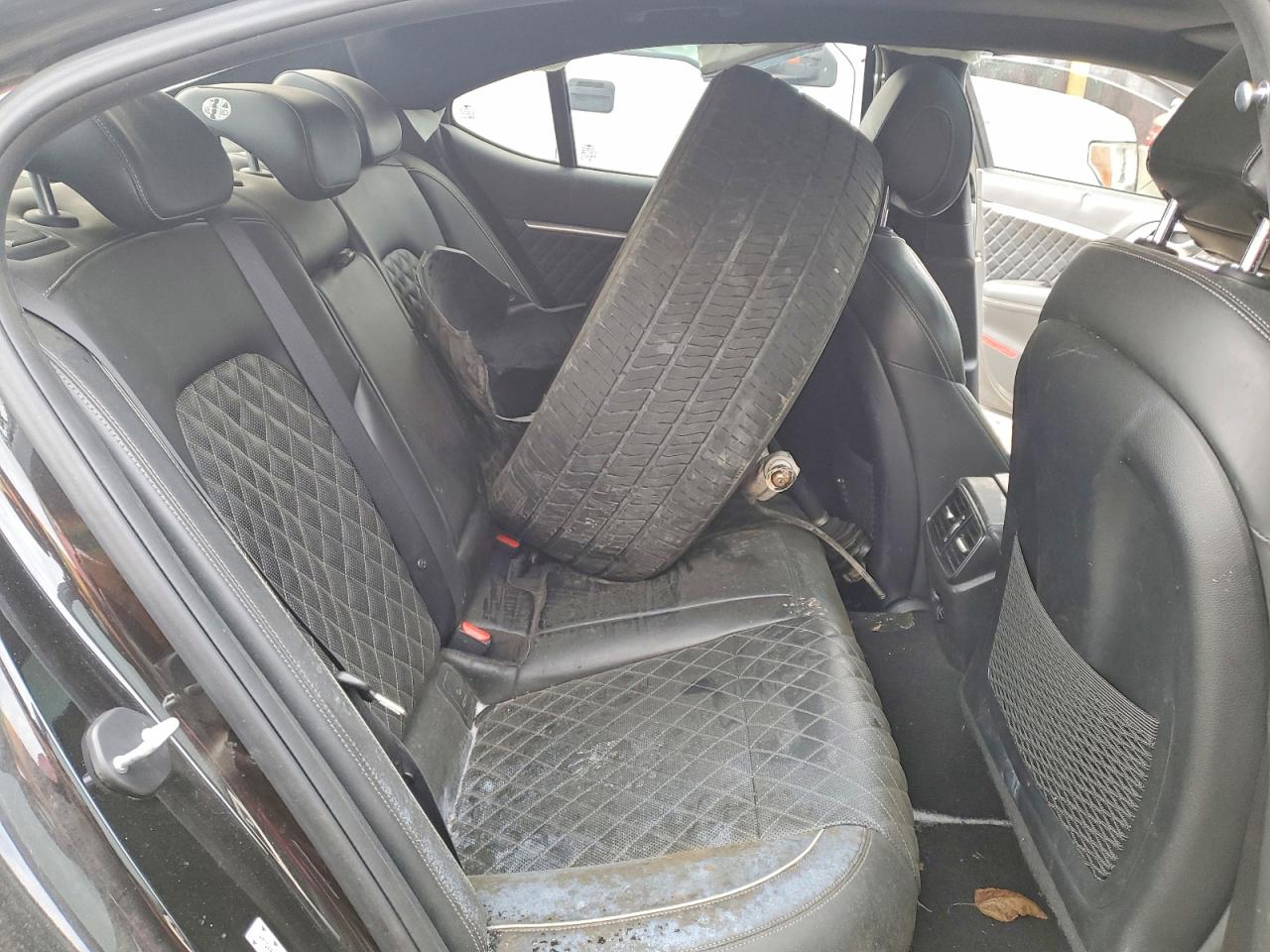 2019 Genesis G70 VIN KMTG44LA7KU025635 photo 10
