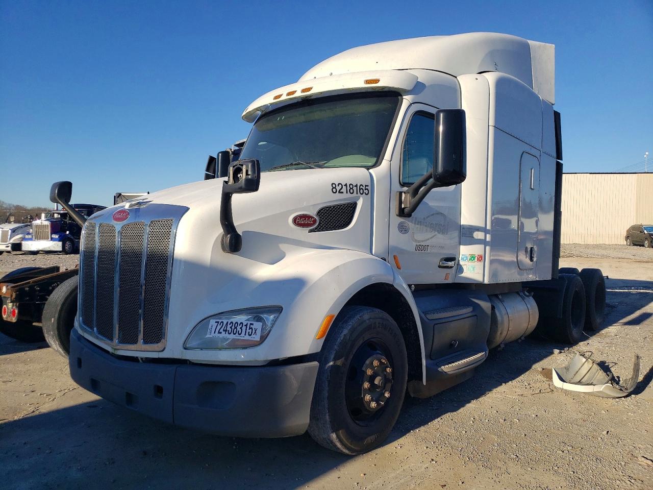 2018 PETERBILT All models VIN 1XPBDP9X4JD452483 photo 2