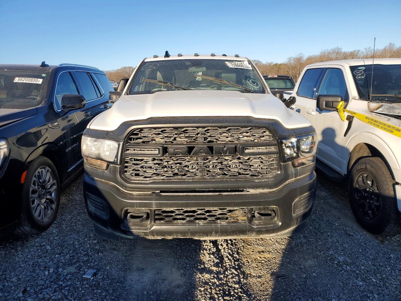2024 Ram 3500 VIN 3C63R3GJ4RG242521 photo 5