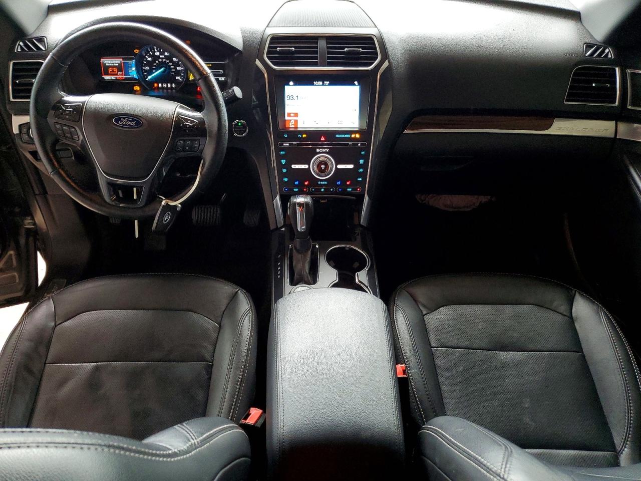 2018 Explorer VIN 1FM5K8F83JGA82385 photo 8