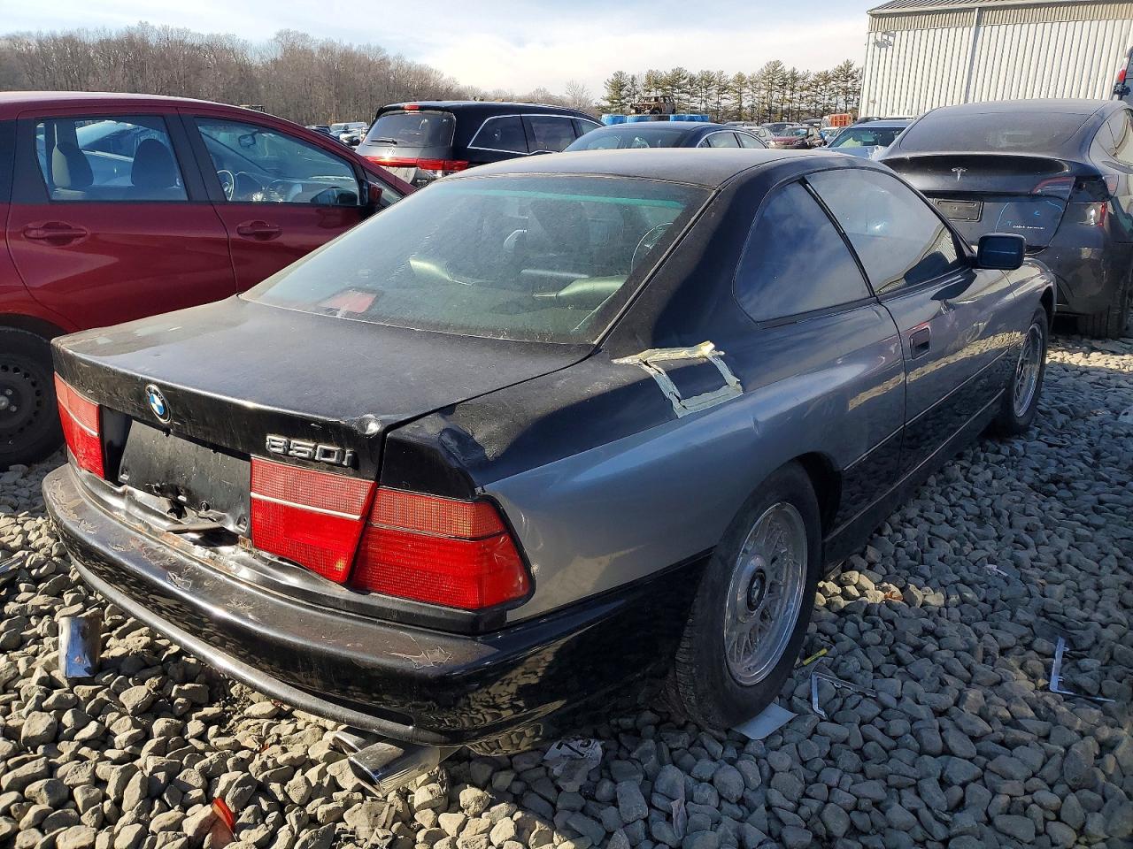 1991 BMW 8 series VIN WBAEG2316MCB72359 photo 3